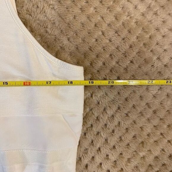 Mixed Media Layered Cream Tank Top - Picture 5 of 6